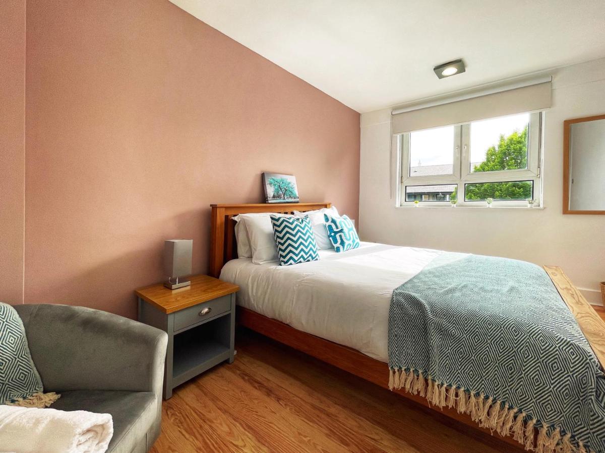 Noah'S Place In Mile End Londra Esterno foto