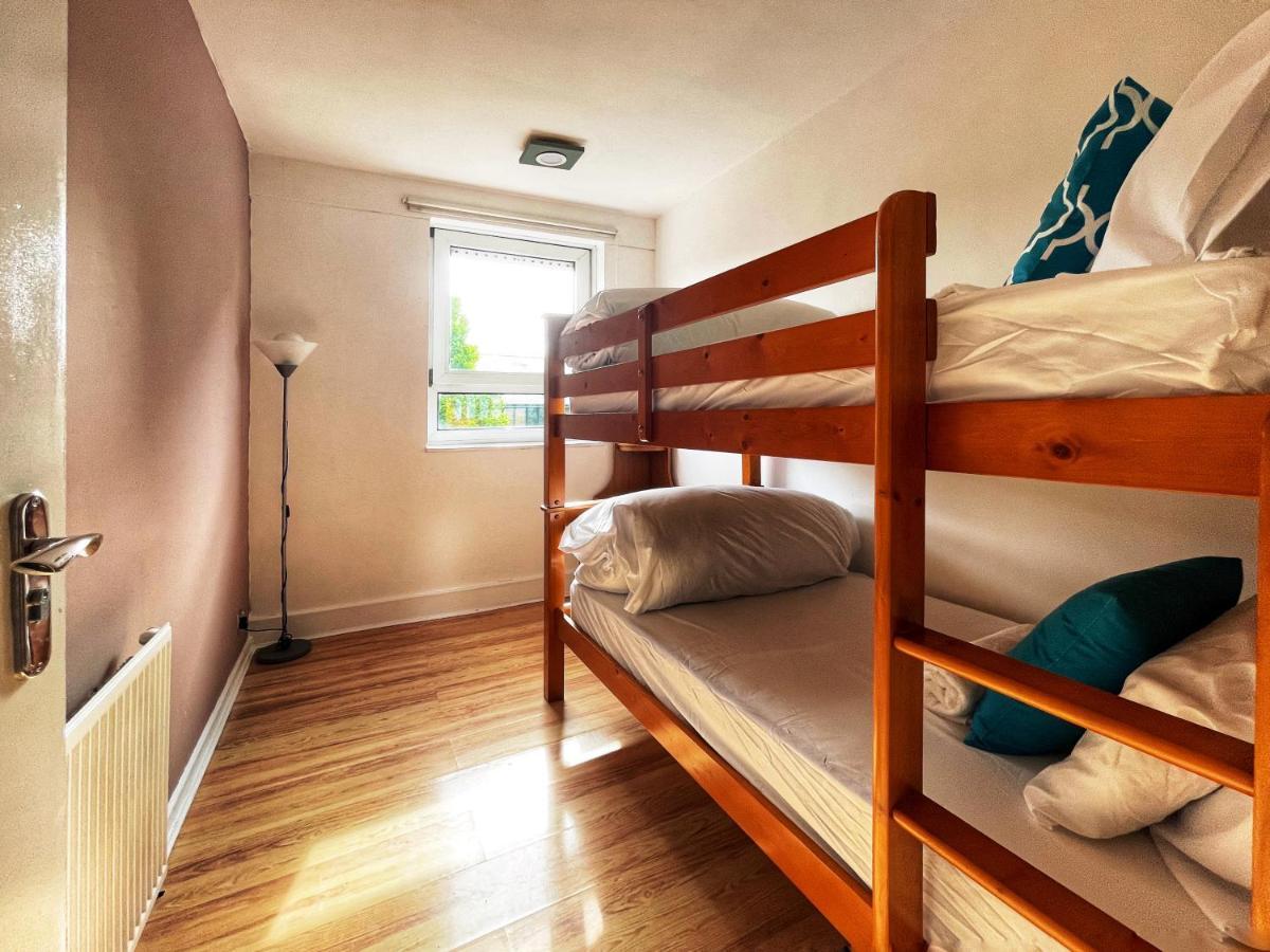 Noah'S Place In Mile End Londra Esterno foto